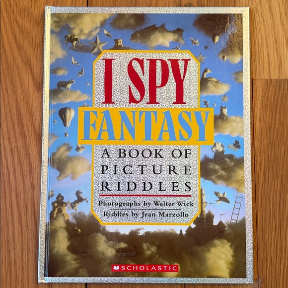 I Spy Mystery Book Set - Picture 3 of 6